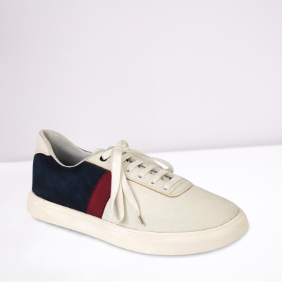 Men’s white Sports Shoes